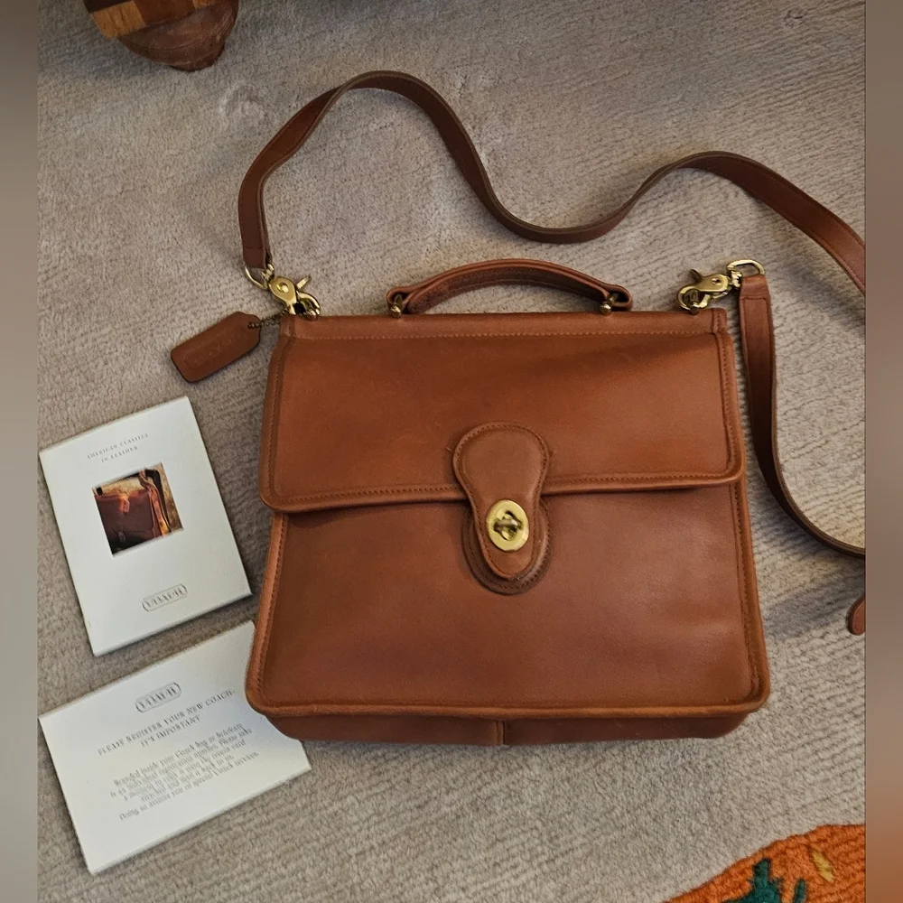 Coach The Original Willis Bag W/Original Detachable Strap, Brass Hardware - Picture 14 of 16